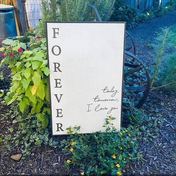 Meet your Posher, Debbie - Picture 1 of 1